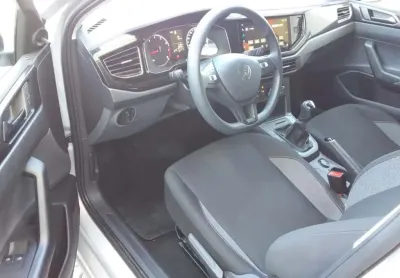 Volkswagen Polo 2025 1.0 mpi track manual