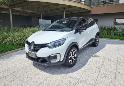 Captur life 2019 - baixo km