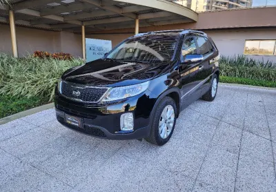 Sorento 4x2  2015 - linda