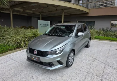 Fiat argo drive 1.3 impecável