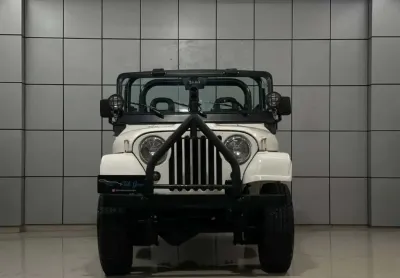 Willys jeep willys 2.6 6 cilindros 12v gasolina 2p manual - branca - 1975/1975