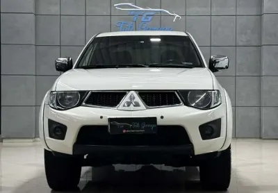 Mitsubishi l200 triton hpe 3.2 cd tb int.diesel aut  - branca - 2010/2011