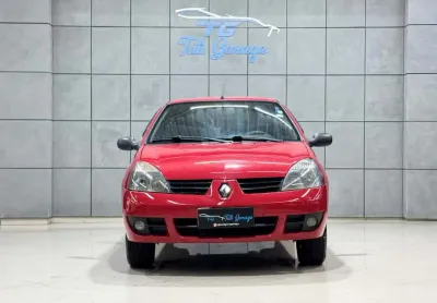 Renault Clio Hi-Flex 1.0 16V 3p - Vermelha - 2011/2011