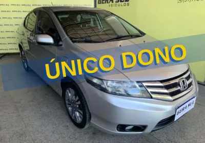City lx sedan 1.5 16v at. Flex 13/14 prata único dono