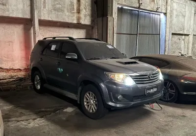 Leilão de veículo - i/toyota hilux sw4 srv 4x4 - são paulo/sp