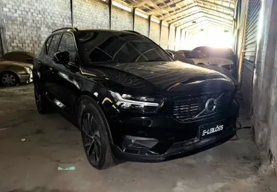 Volvo/xc40 t-5-r-design 2018/2019 - preto sao paulo ano/mod: na/2019 cor: preto
