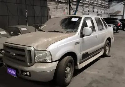 Ford f250 trv tropiclass cascavel-pr ano/mod: 2004/2004 cor: prata