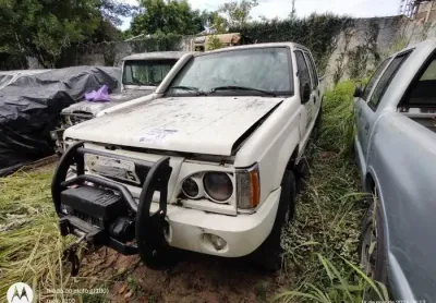 L200 4x4 gl 2006 marca: mitsubishi brasilia/df ano/mod: 2005/2006 cor: branca