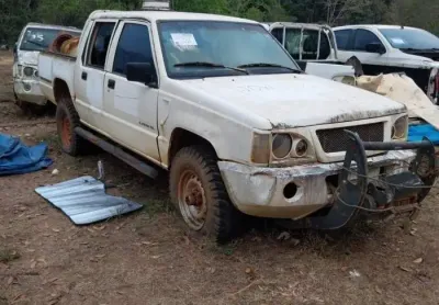 MITSUBISHI L200 4X4 GL 2006 PORTO VELHO-RO Ano/Mod: 2005/2006