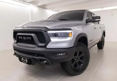 Ram 1500 5.7 v8 rebel cd 4x4 - prata - 2021/2021