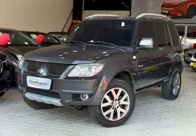 Mitsubishi pajero tr4 2.0 4x4 16v 140cv flex 4p automático