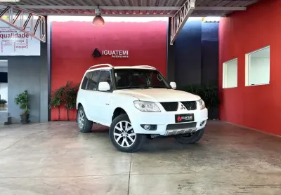 Mitsubishi pajero tr4 2013 2.0 4x2 16v 140cv flex 4p automático