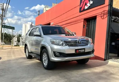 Toyota hilux sw4 2013 3.0 srv 4x4 16v turbo intercooler diesel 4p automático