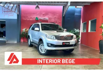 Toyota Hilux sw4 2013 3.0 srv 4x4 16v turbo intercooler diesel 4p automático
