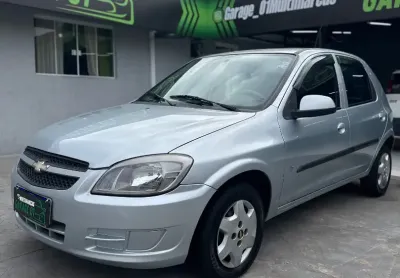 Celta ls 1.0 carro impecável , aprovado em perícia , pneus impecáveis , direção hidráulica, vidros e