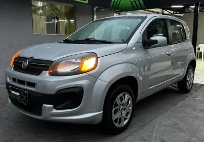 Fiat uno drive 1.0 impecável, pneus em ótimo estado de conservação, direção elétrica , ar condiciona