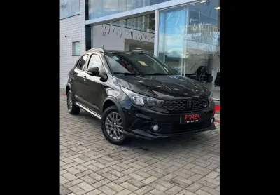 Fiat argo trekking 1.8 16v flex aut.  - preta - 2021/2021
