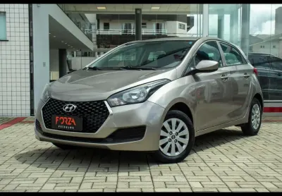 Hyundai hb20 comf./c.plus/c.style 1.0 flex 12v  - prata - 2017/2018