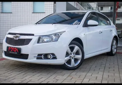 Chevrolet Cruze HB Sport LTZ 1.8 16V FlexP. 5p Aut  - Branca - 2014/2014