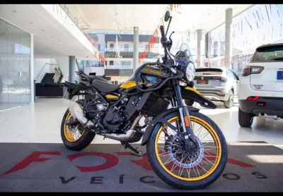 Royal Enfield Himalayan HANLE 450 Top  - Preta - 2025/2026