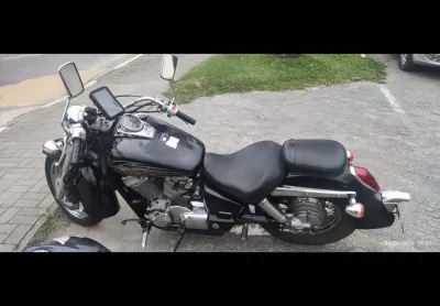 Honda shadow 750