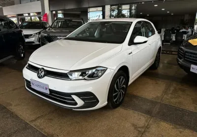 Volkswagen polo 1.0 170 tsi highline automático - branca - 2023/2024