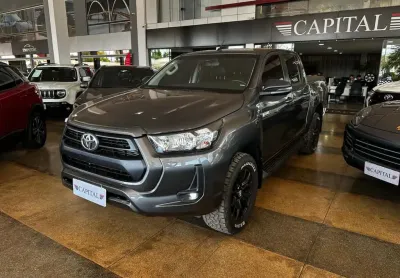 Toyota hilux 2.8 d-4d turbo diesel cd sr 4x4 automático - cinza - 2023/2024