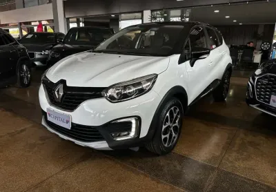 Renault captur 1.6 16v sce flex intense x-tronic - branca - 2017/2018