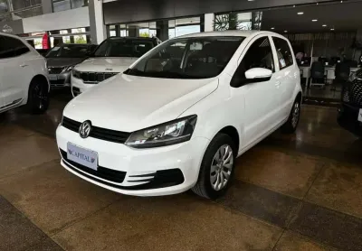 Volkswagen fox 1.0 mpi comfortline 12v flex 4p manual - branca - 2016/2017