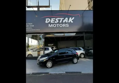 Peugeot 207 xr 1.4 flex 8v 5p