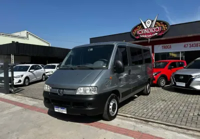 Peugeot boxer 2.3 minibus 15/16l tb diesel.