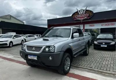 Mitsubishi l200 outdoor hpe 2.5 4x4 cd t.dies. aut.