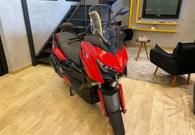 Yamaha xmax 250 abs 2023