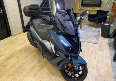 Dafra cruisym 300 2025