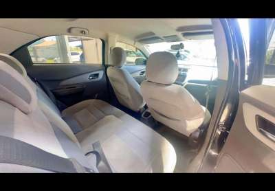 Chevrolet cobalt ltz 1.8 8v econo.flex 4p mec.  - preta - 2013/2014