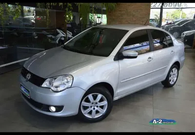 Volkswagen polo sedan 1.6 8v comfortline 4p 2012