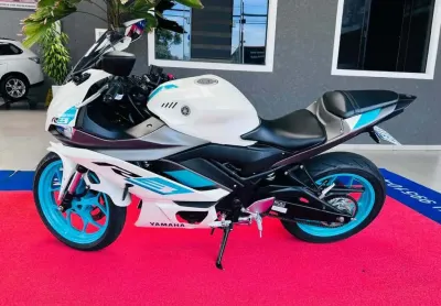 Yamaha yzf r3 abs 2025