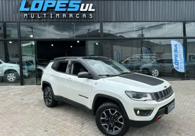 Compass trailhawk 4x4