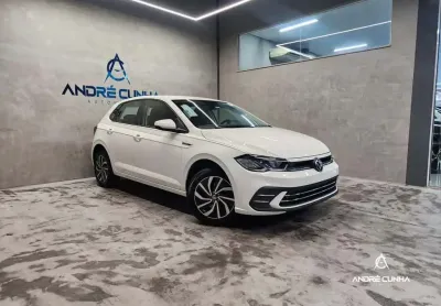 Volkswagen polo highline tsi 1.0 flex 12v aut. - branca - 2025/2026