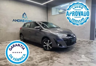 Toyota Yaris XS Connect 1.5 Flex 16V 5p Aut.  - Cinza - 2021/2022