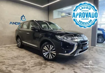 Mitsubishi outlander hpe-s 3.0 v6 4x4 5p aut.  - preta - 2019/2020