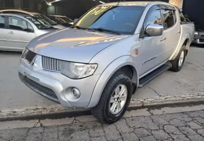 Mitsubishi l200 diesel automático