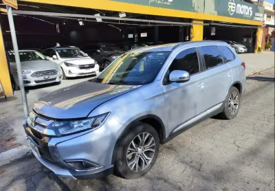 Mitsubishi outlander flex automático