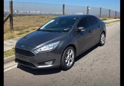 Ford focus sedan flex automático