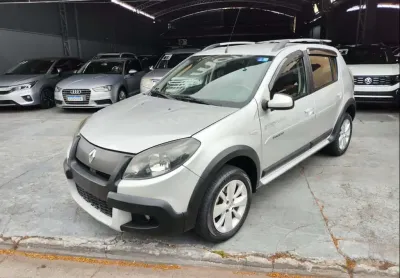 Renault sandero flex automático