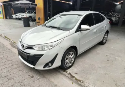 Toyota yaris sedan flex automático
