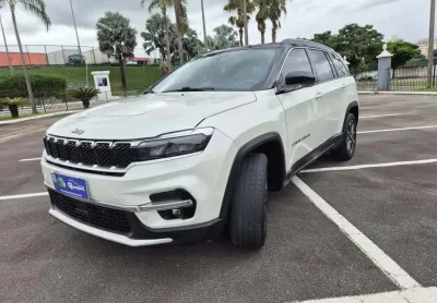 JEEP COMMANDER Limited T270 1.3 TB Flex Aut.