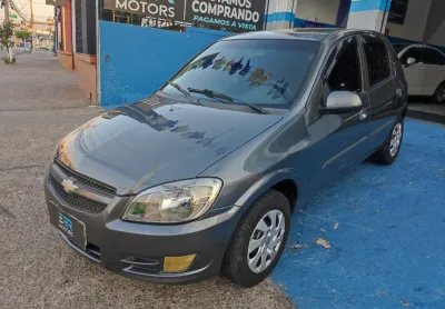 Celta 1.0 lt 8v flex > completo