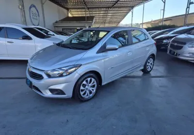 Onix lt 1.4 flex completo 2018 troco e financio