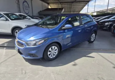 Onix hatch lt 1.0 8v flex completo 2019 troco e financio